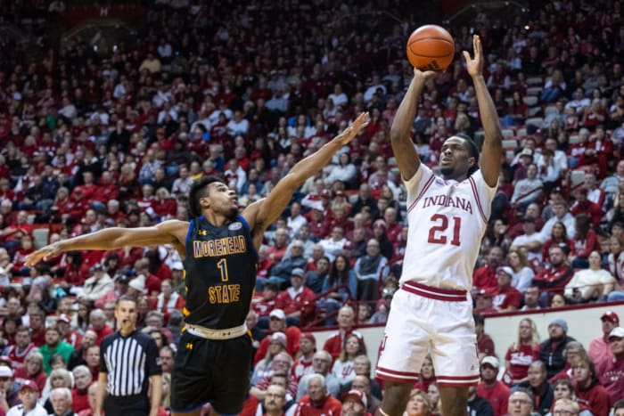Indiana Hoosiers forward Mackenzie Mgbako (21) shoots the ball while Morehead State Eagles guard Jerone Morton (1) defends at Simon Skjodt Assembly Hall.